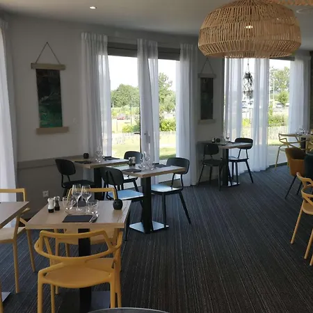Hotel Brit Au Pays De Vitre Etrelles